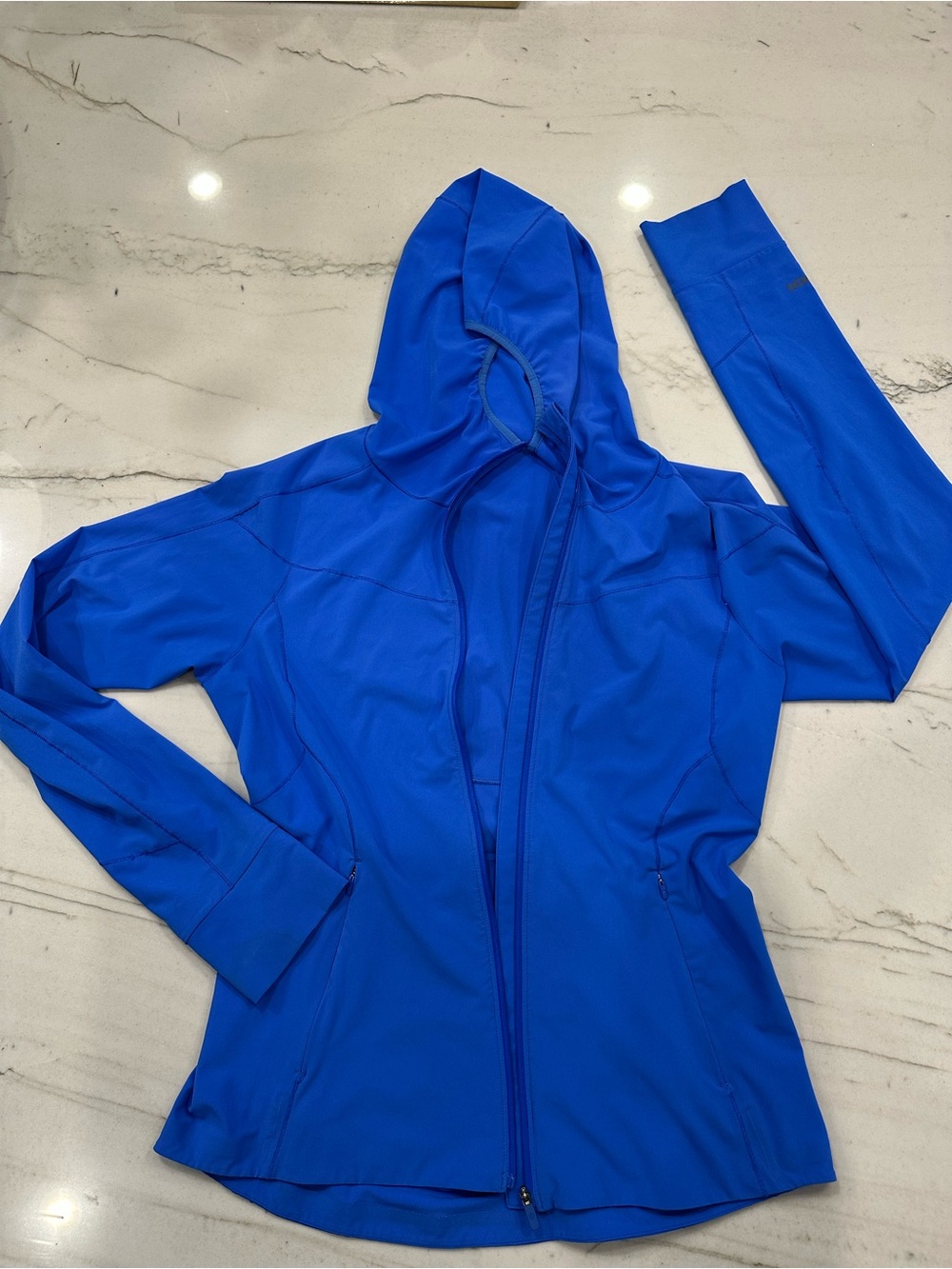 Lululemon Mist Over Windbreaker Jacket Blazer Blue Size 8 Hooded Zip Up